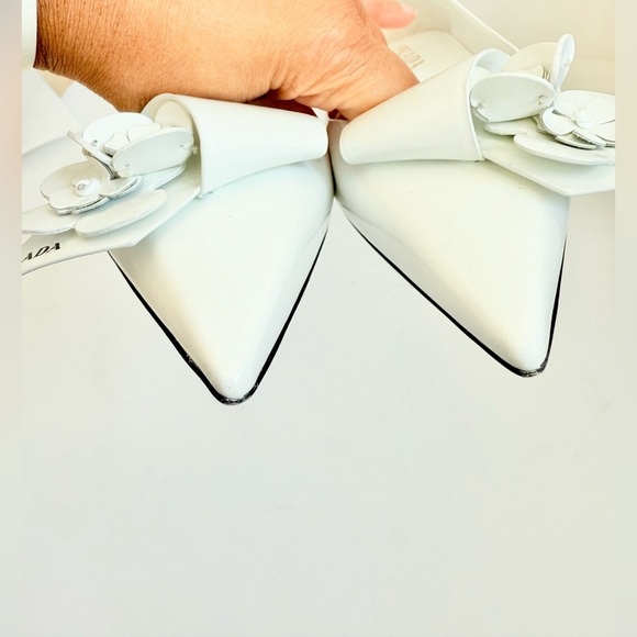 Prada White Leather Loop Bouquet Pointed Toe Ballet Flats EU 39 US 9 - Picture 10 of 10